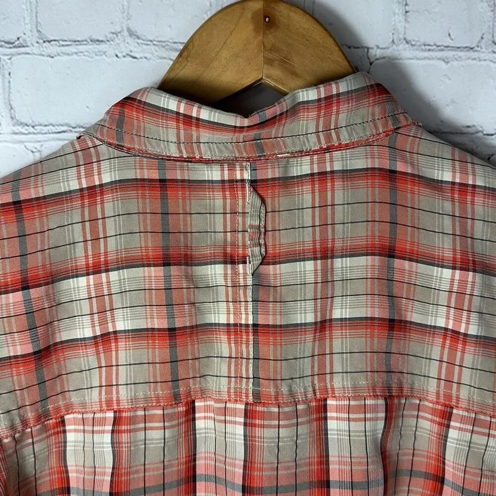 North Face Men’s Red Plaid Short‎ Sleeve Button Down Shirt size L Large